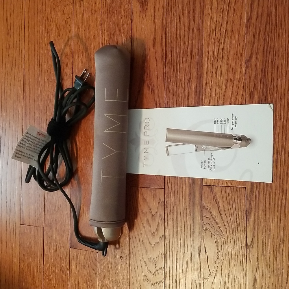 NWOT TYME PRO Hair curling/wave iron